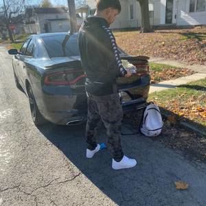 Meet your Posher, Alex